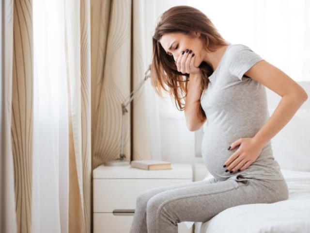 Atténuer nausées et troubles digestifs chez femme enceinte avec l'Ostéopathie